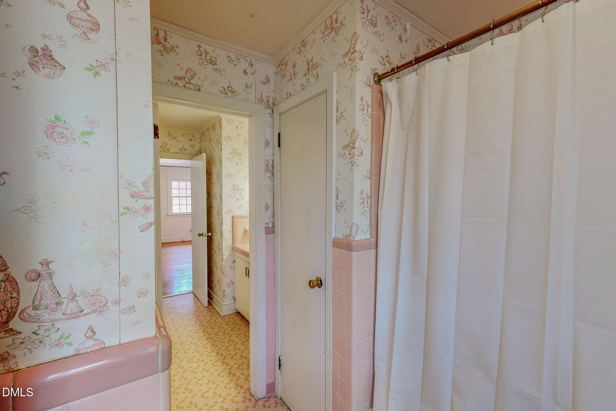 333 Allensville Road Roxboro, NC 27574 - Photo 29 of 43 a bathroom with a shower and a tub
