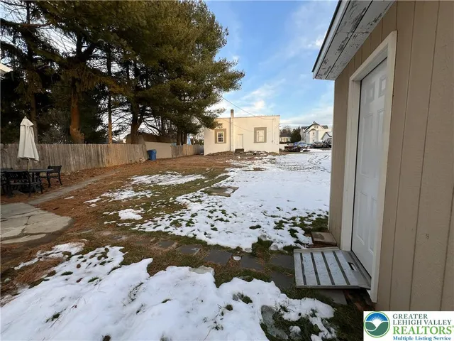 $375,000 | 139 Main Street, Hellertown, PA 18055