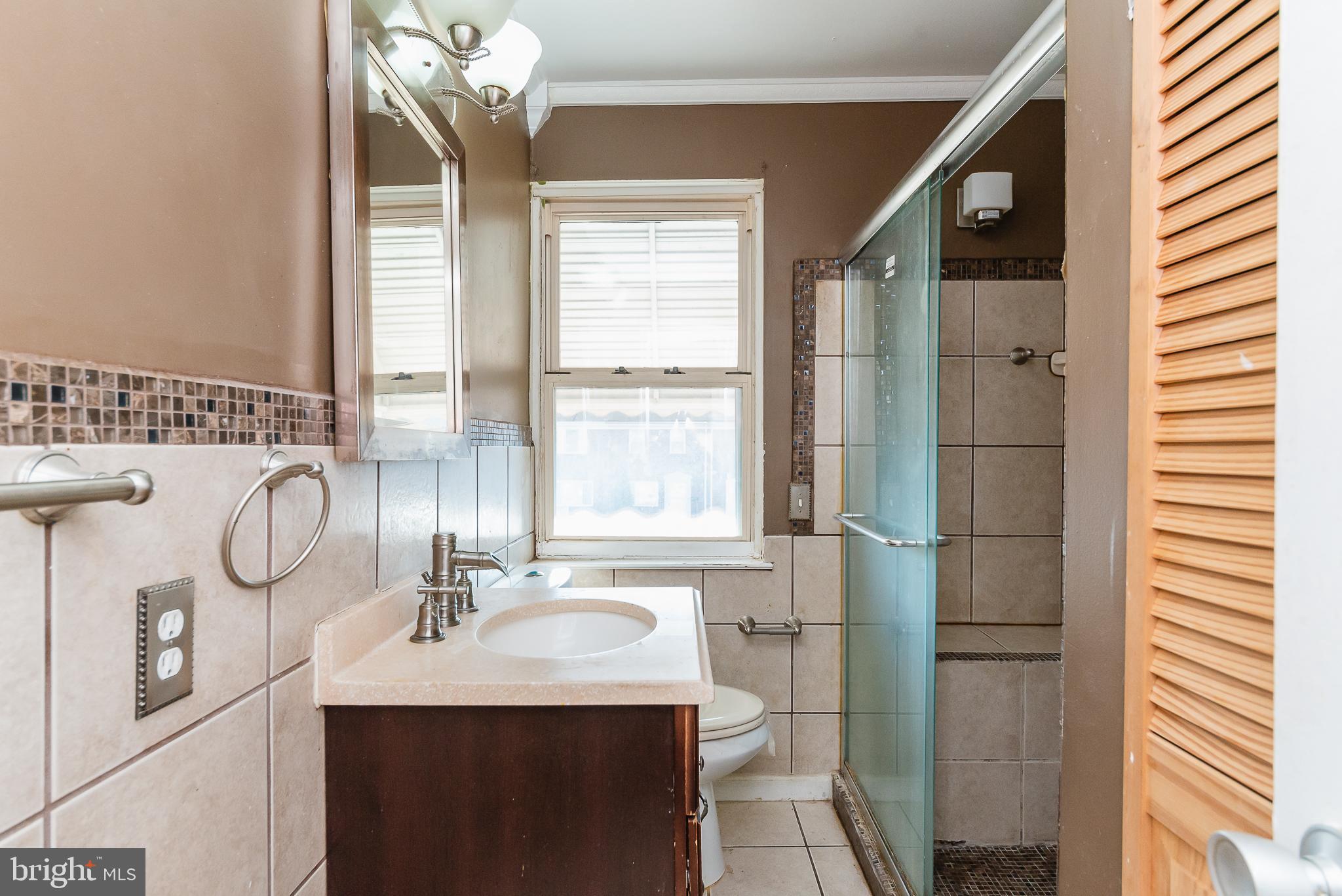 759 Lannerton Road Baltimore, MD 21220 - Photo 21 of 44 Bath Upper