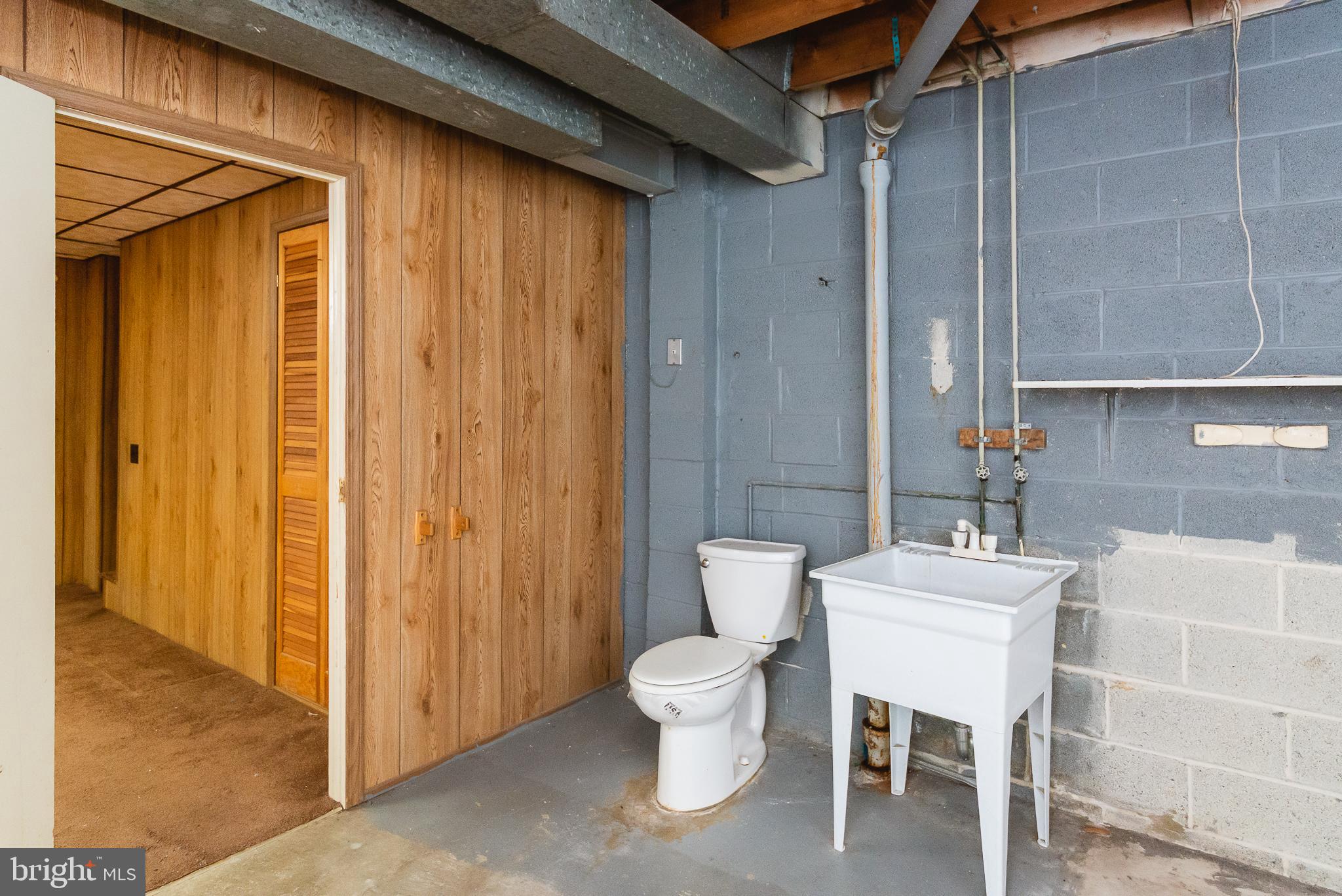 759 Lannerton Road Baltimore, MD 21220 - Photo 34 of 44 Utility Bath