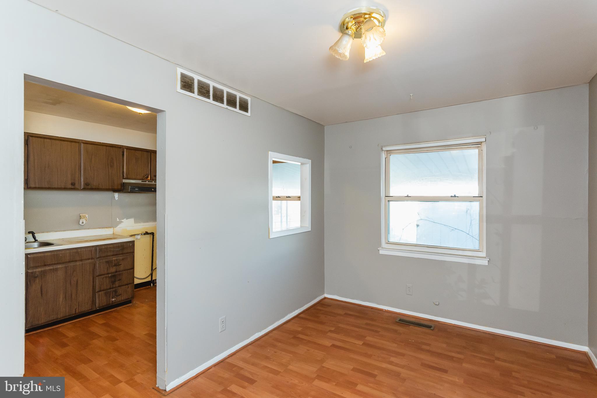 759 Lannerton Road Baltimore, MD 21220 - Photo 10 of 44 Dining Room