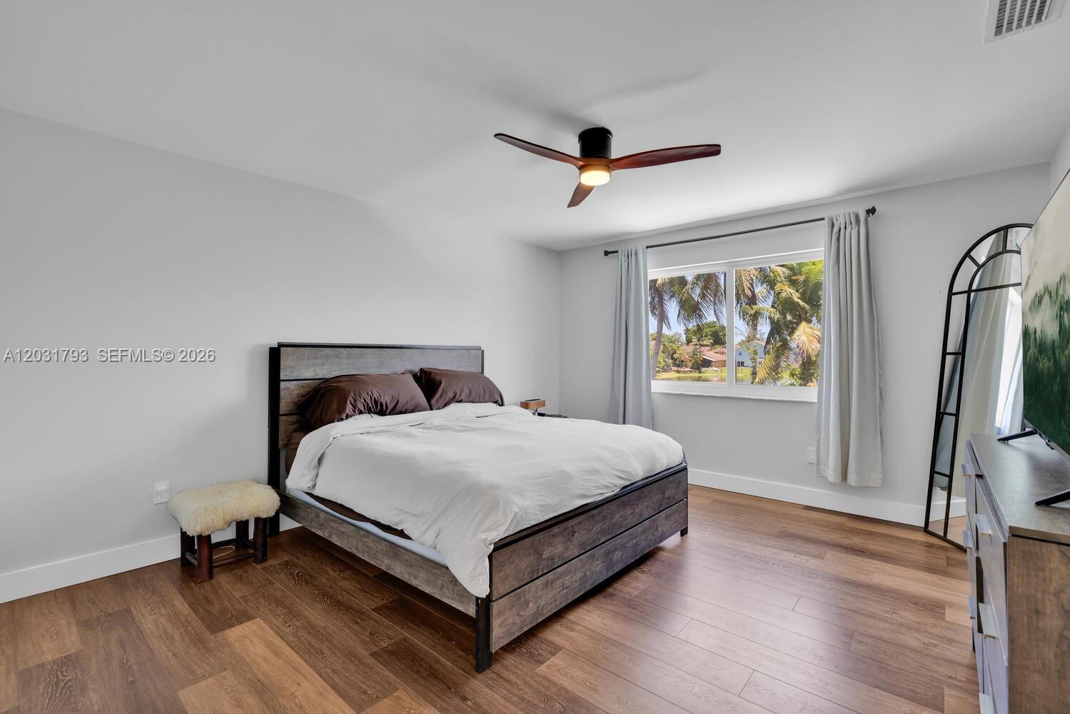 9650 Southwest 9th Court Pembroke Pines, FL 33025 - Photo 33 of 35