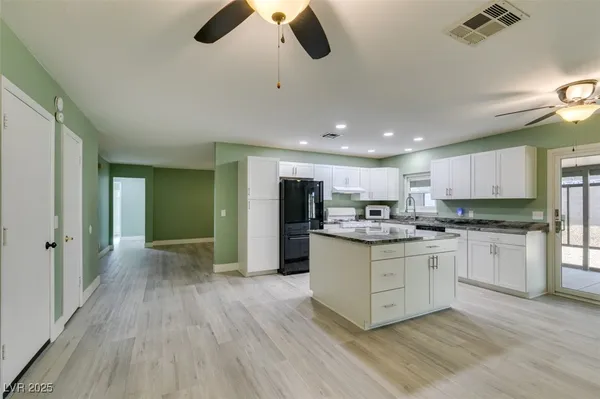 $2,012 | 605 Mosswood Drive, Henderson, NV 89002