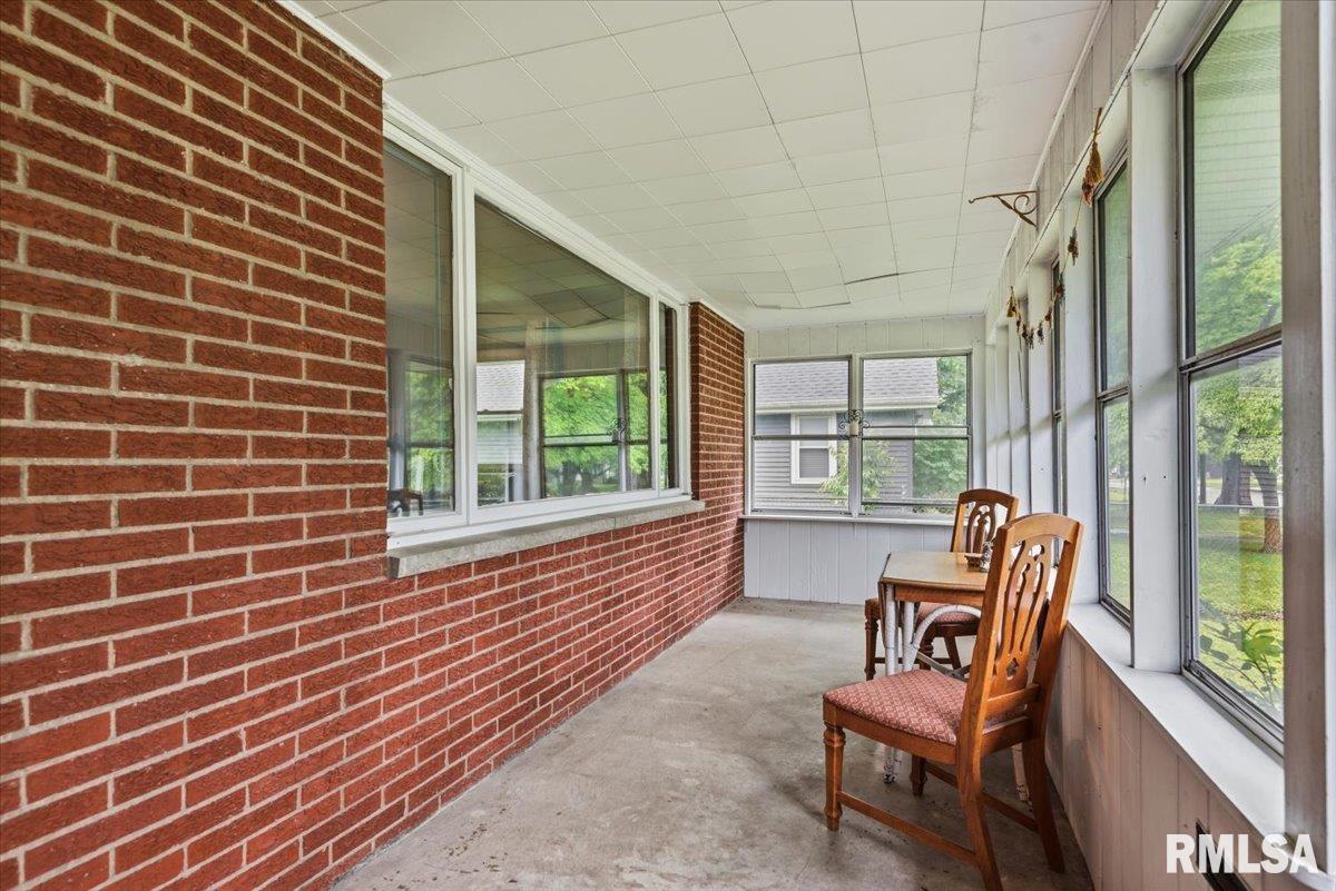 3300 South 2nd Street Springfield, IL 62703 - Photo 4 of 49