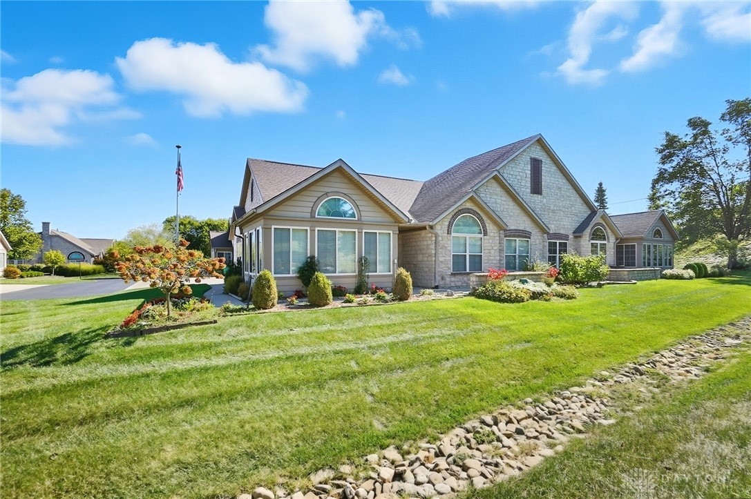 3392 Greenburn Road Beavercreek, OH 45434 - Photo 4 of 39