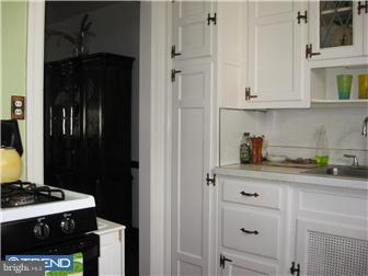239 Richfield Road Upper Darby, PA 19082 - Photo 8 of 12 Kitchen