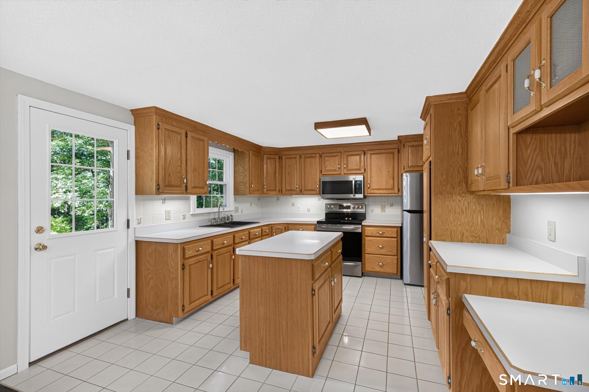 211 Mountain Road Granby, CT 06060 - Photo 13 of 38 Gallery Image 13