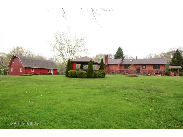 3239 East Bemes Road Crete, IL 60417 - Photo 9 of 10 a view of a big building with a big yard