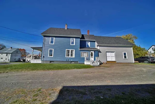 $199,900 | 19 Smyrna Street, Houlton, ME 04730