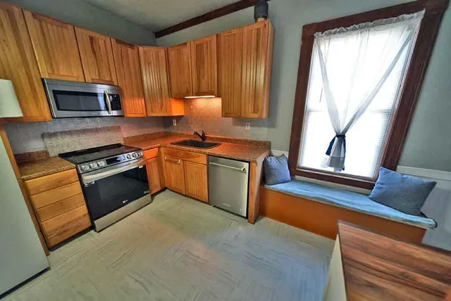 $199,900 | 19 Smyrna Street, Houlton, ME 04730