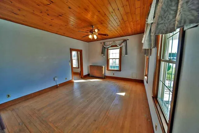 $199,900 | 19 Smyrna Street, Houlton, ME 04730