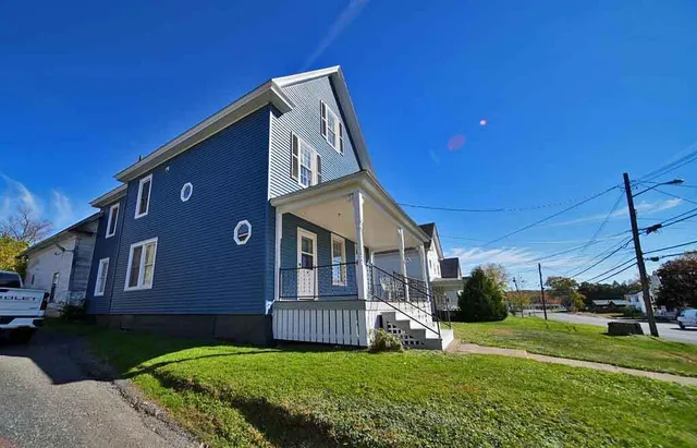 $199,900 | 19 Smyrna Street, Houlton, ME 04730