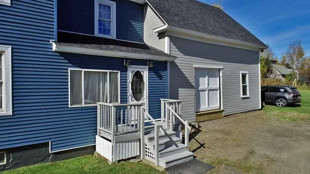 $199,900 | 19 Smyrna Street, Houlton, ME 04730