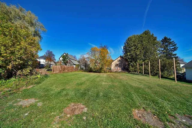 $199,900 | 19 Smyrna Street, Houlton, ME 04730