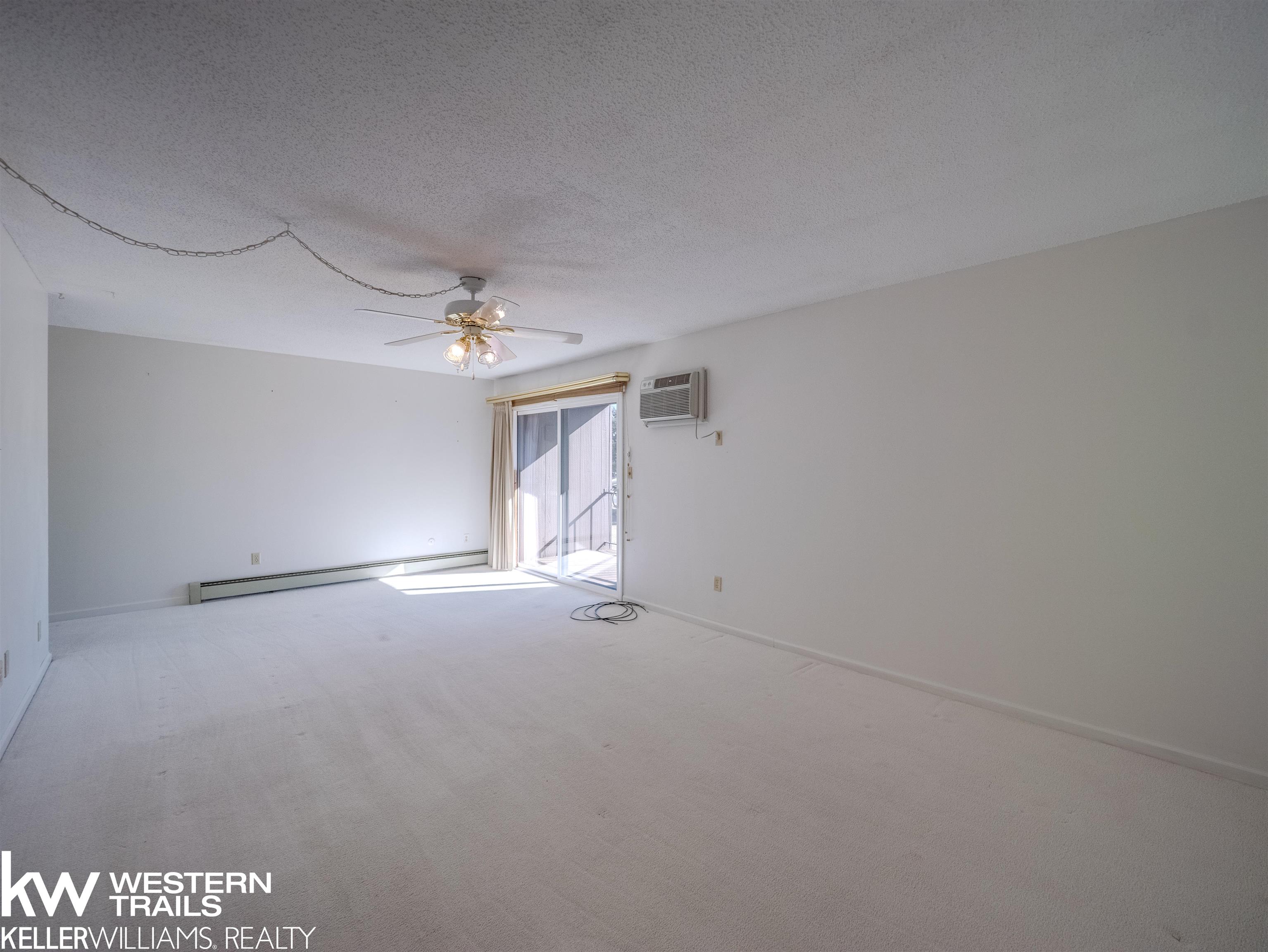 4460 South Poplar Street Casper, WY 82601 - Photo 4 of 21