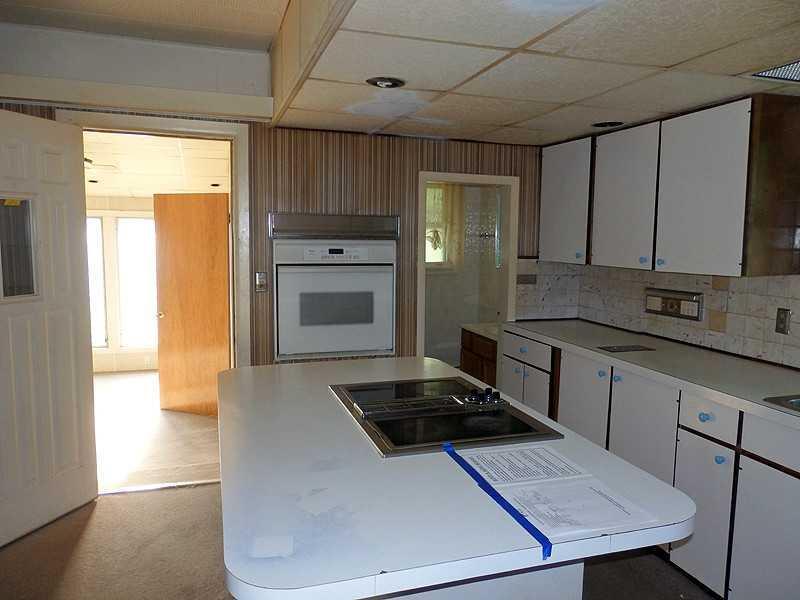 861 North Burnett Road Springfield, OH 45503 - Photo 6 of 13 Gallery Image 6