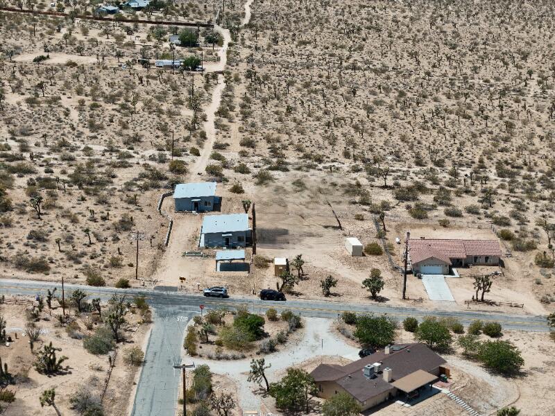 7608 Olympic Road Joshua Tree, CA 92252 - Photo 23 of 26 DJI_20250501122622_0148_D