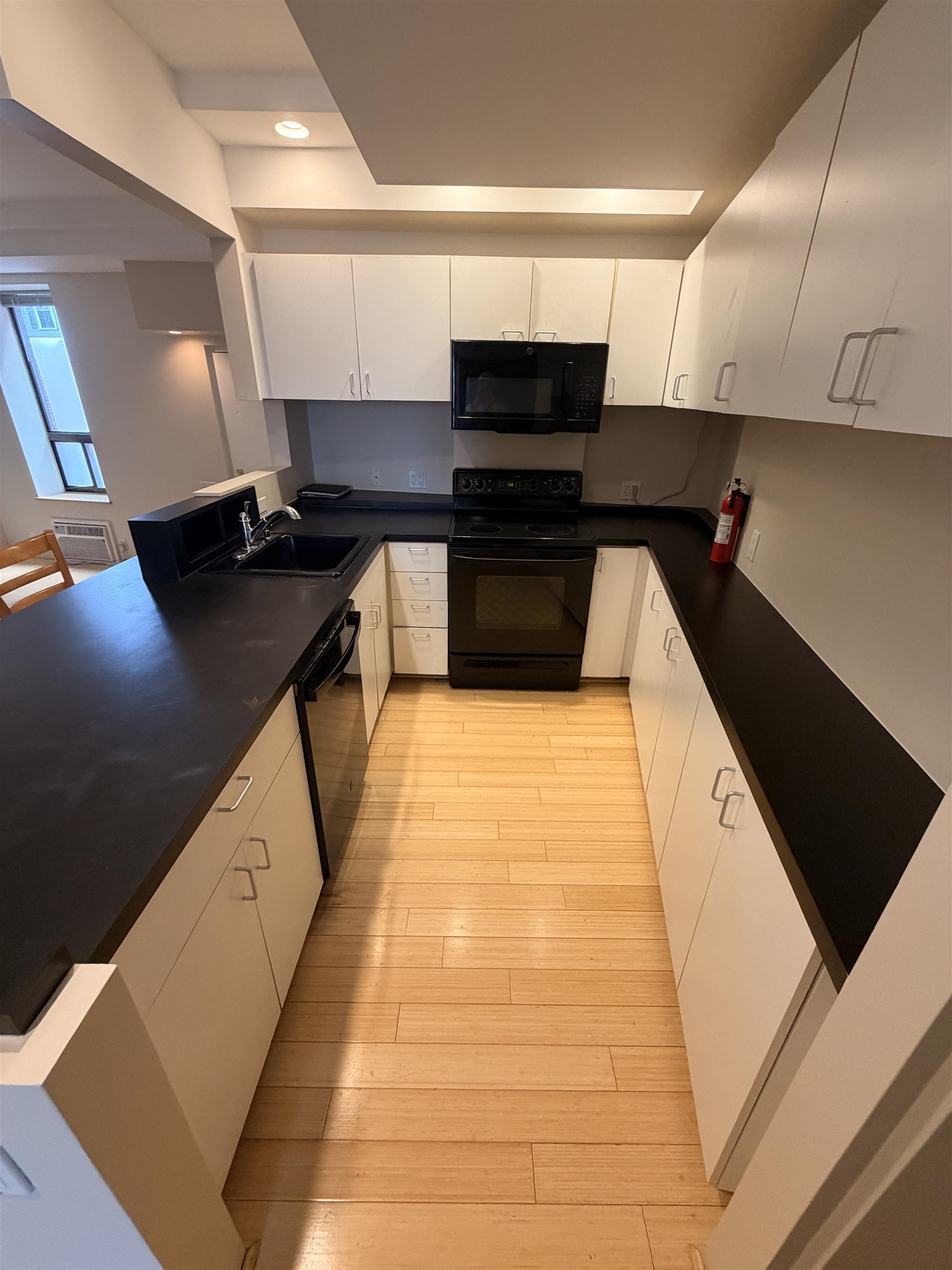 401 State Street, Unit P101 Portsmouth, NH 03801 - Photo 9 of 22