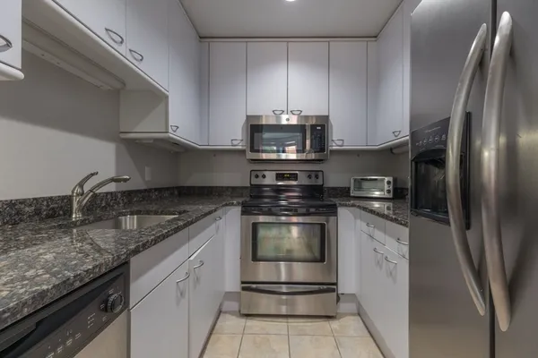 $4,500 | 416 Marlborough Street, Unit 303, Boston, MA 02115