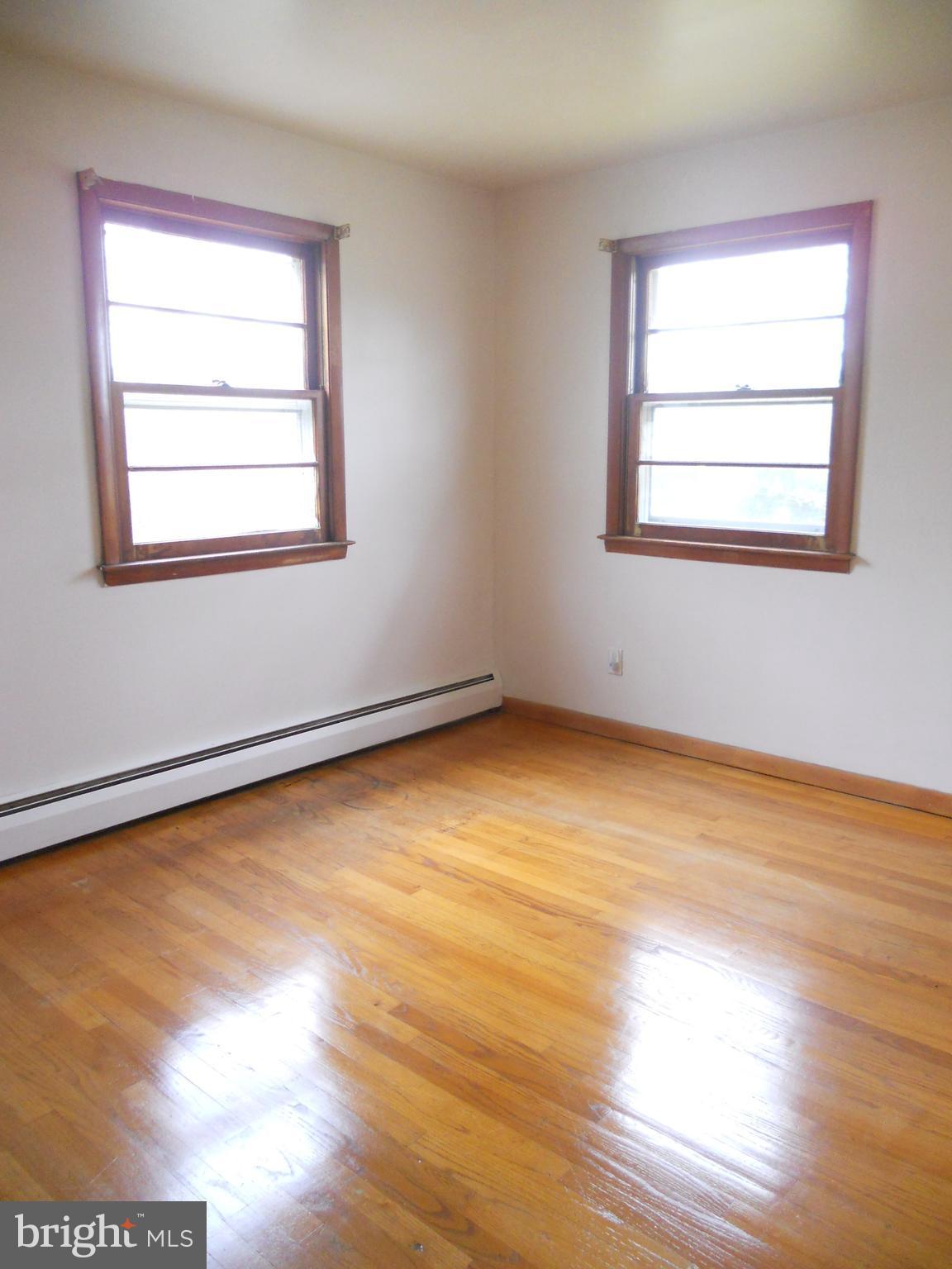 4301 Old Hanover Road Westminster, MD 21158 - Photo 10 of 18 Bedroom