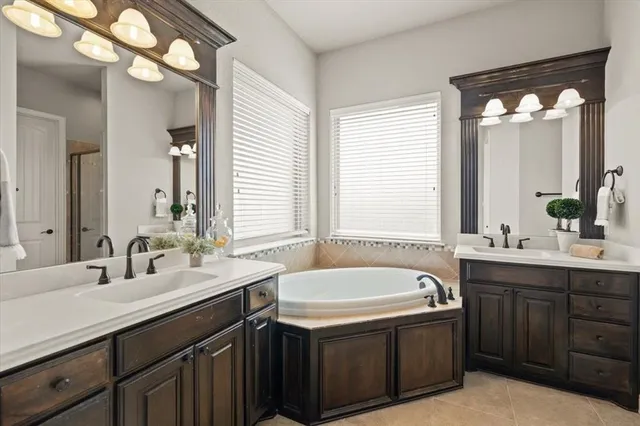 $600,000 | 123 Claremont Drive, Ovilla, TX 75154