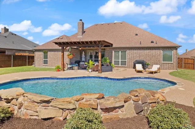 $600,000 | 123 Claremont Drive, Ovilla, TX 75154