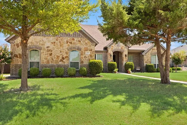 $600,000 | 123 Claremont Drive, Ovilla, TX 75154