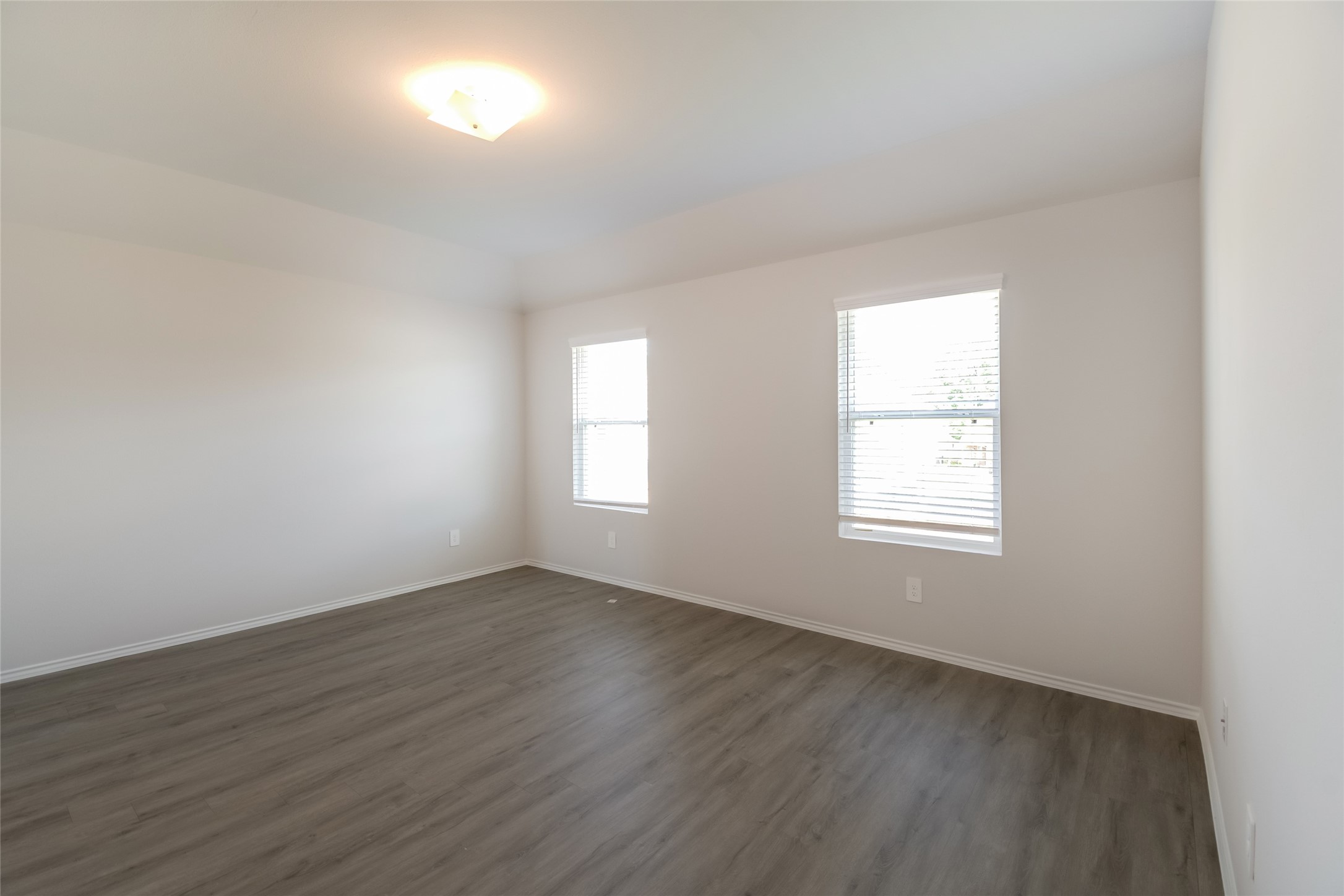 5014 Giant Sequoia Way Spring, TX 77373 - Photo 17 of 19 Photos may be representative of the floor plan and not the exact home. Finishes, layout, and features of the actual property for lease may vary.