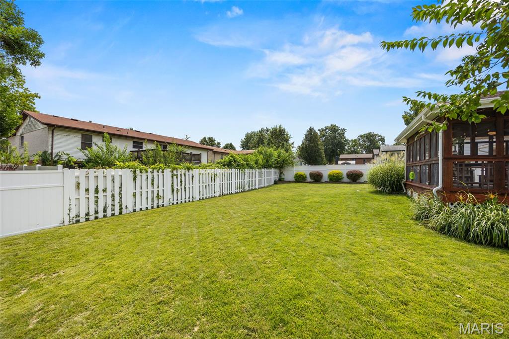5730 Chatport Road St. Louis, MO 63129 - Photo 37 of 38 Gallery Image 37