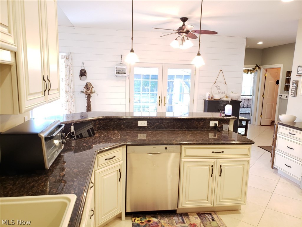 4541 Wood Road Madison, OH 44057 - Photo 18 of 32 Gallery Image 18