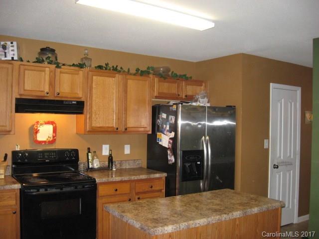 719 Overlook Road Lowell, NC 28098 - Photo 5 of 10 Gallery Image 5