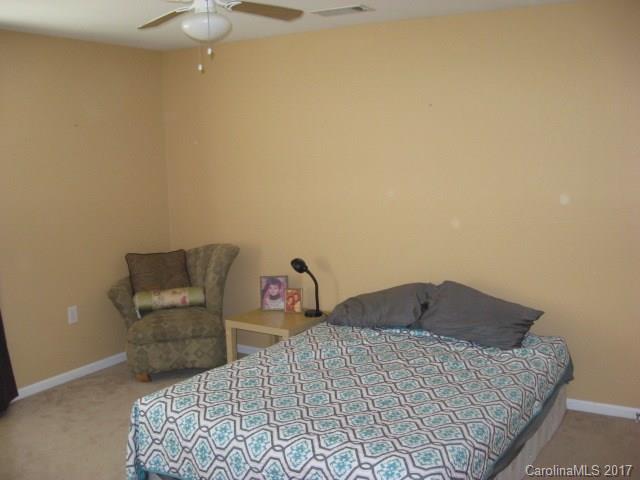 719 Overlook Road Lowell, NC 28098 - Photo 7 of 10 Gallery Image 7