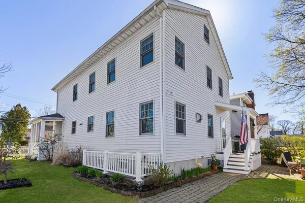 $1,115,000 | 314 Hunter Street, Mamaroneck, NY 10543