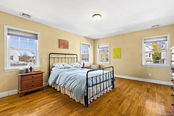 $1,115,000 | 314 Hunter Street, Mamaroneck, NY 10543