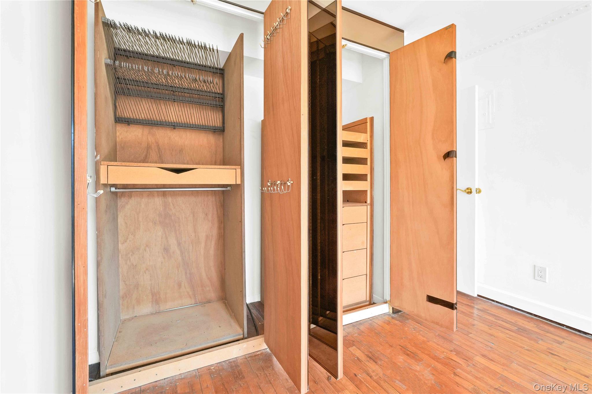 58-03 Calloway Street, Unit 5E Queens, NY 11368 - Photo 17 of 22