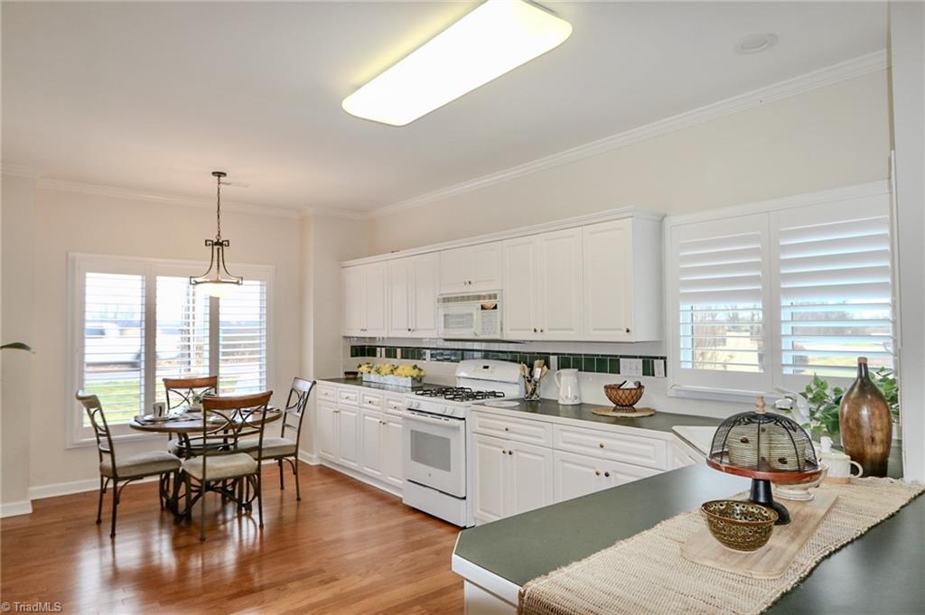 2425 Country Club Road Yadkinville, NC 27055 - Photo 10 of 37