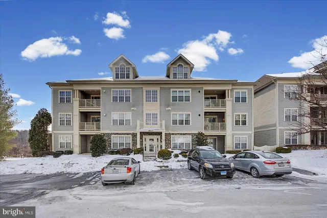 $230,000 | 8807 Stoneridge Circle, Unit 101, Baltimore, MD 21208