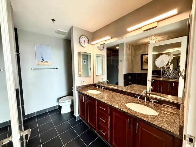 $2,950 | 125 East 13th Street, Unit 909, Chicago, IL 60605