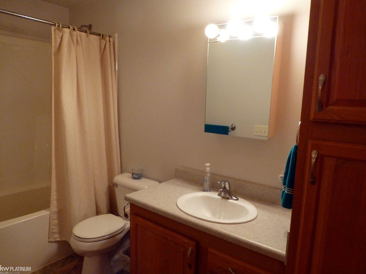 48971 Sugarbush Road Chesterfield, MI 48047 - Photo 18 of 36 Gallery Image 18