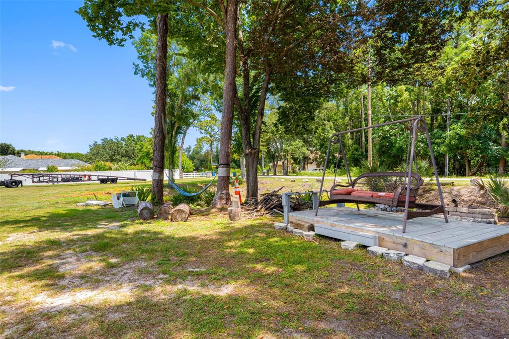 5515 Lake Le Clare Road Lutz, FL 33558 - Photo 6 of 59
