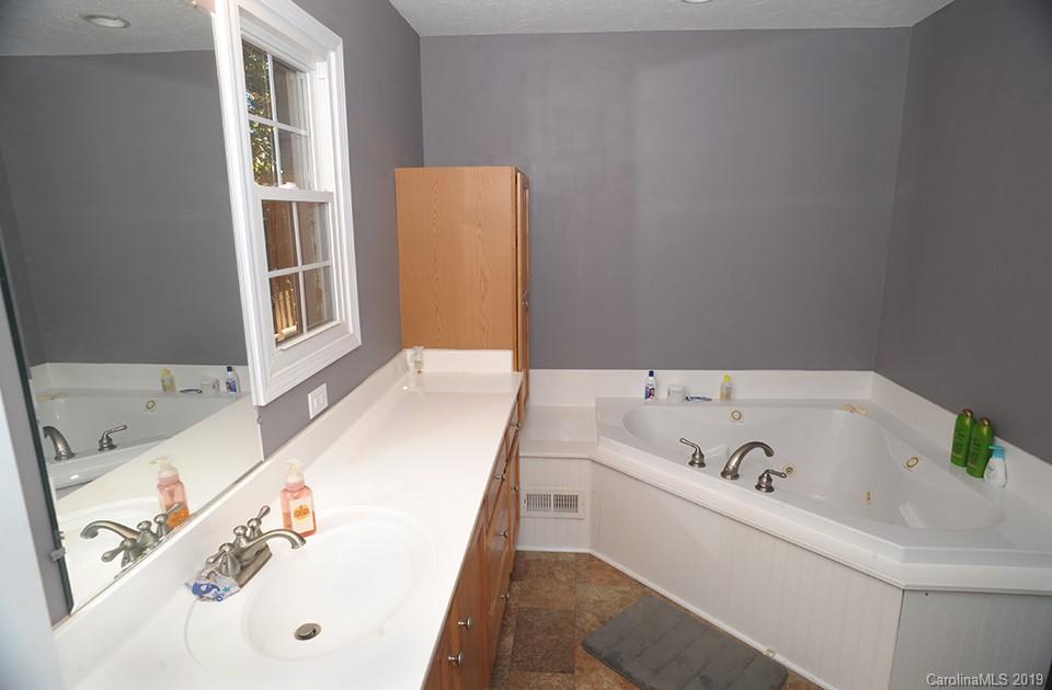 142 Stoneybrook Road Salisbury, NC 28147 - Photo 13 of 20 Gallery Image 13