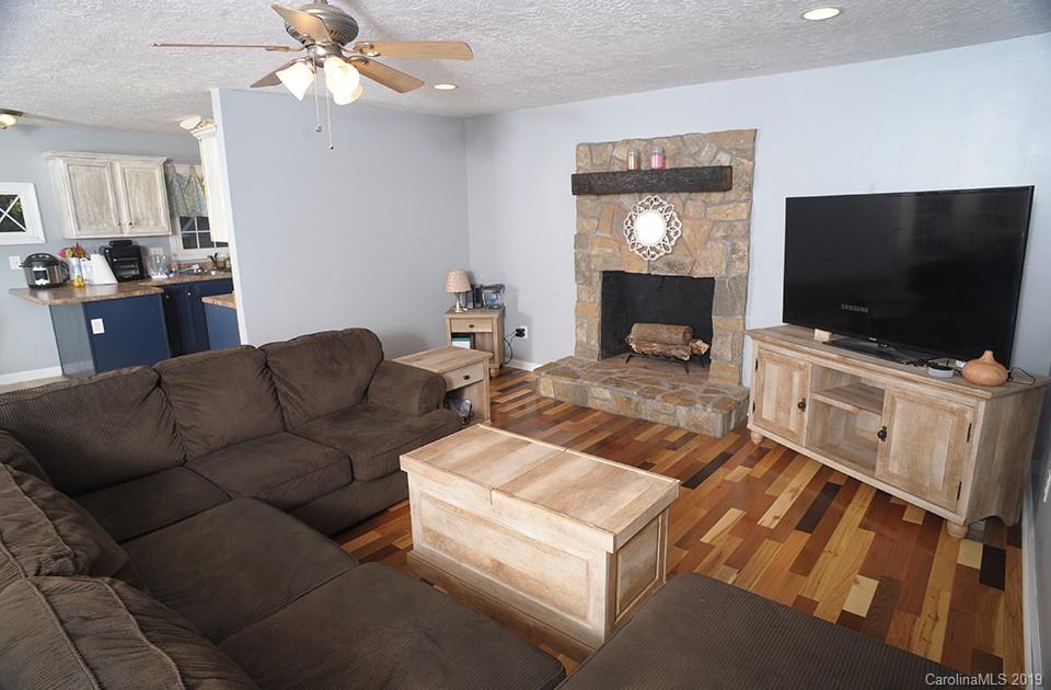 142 Stoneybrook Road Salisbury, NC 28147 - Photo 3 of 20 Gallery Image 3
