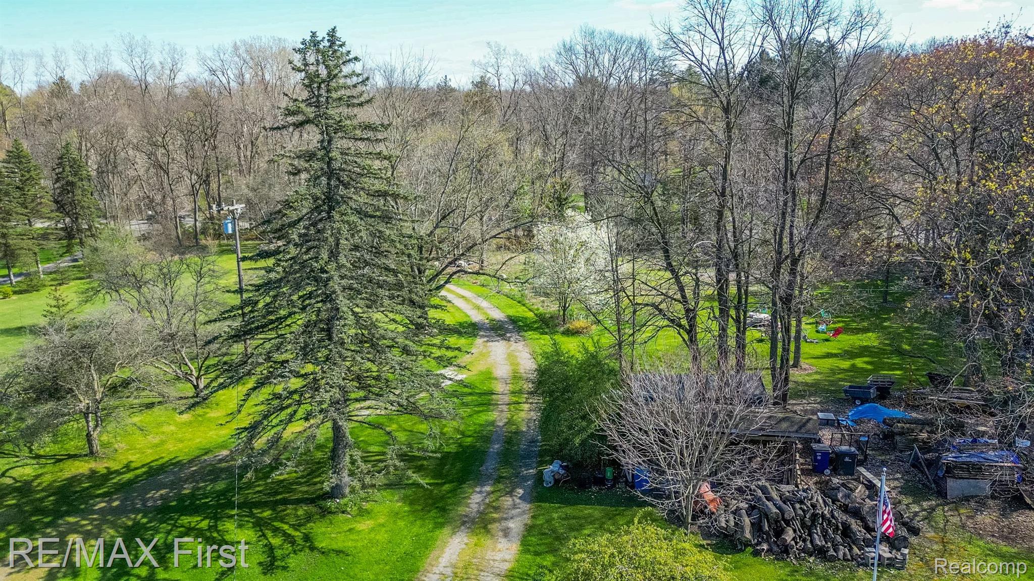 250 West Buell Road Oakland, MI 48363 - Photo 8 of 36