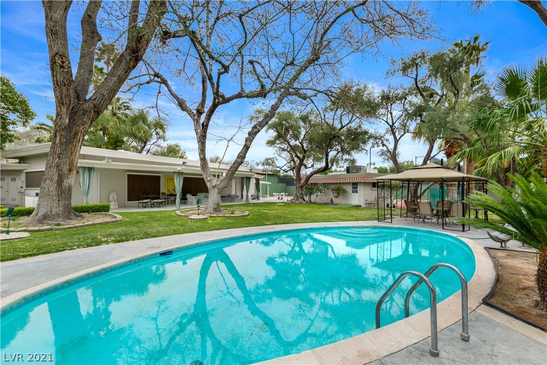 100 Rancho Circle Las Vegas, NV 89107 - Photo 11 of 20