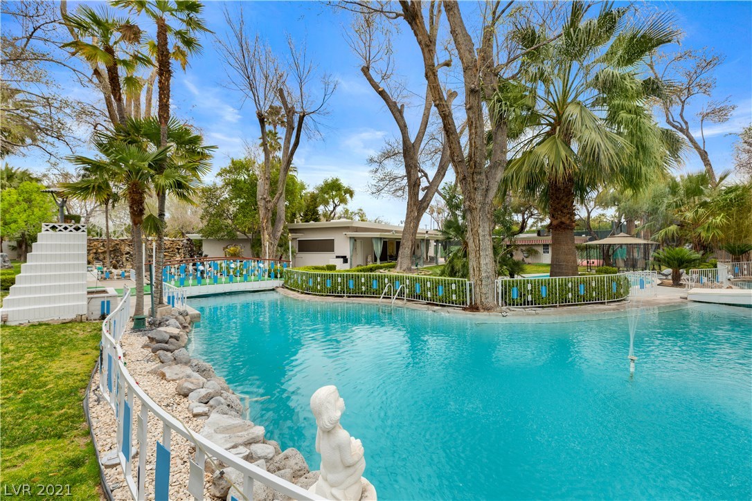 100 Rancho Circle Las Vegas, NV 89107 - Photo 9 of 20