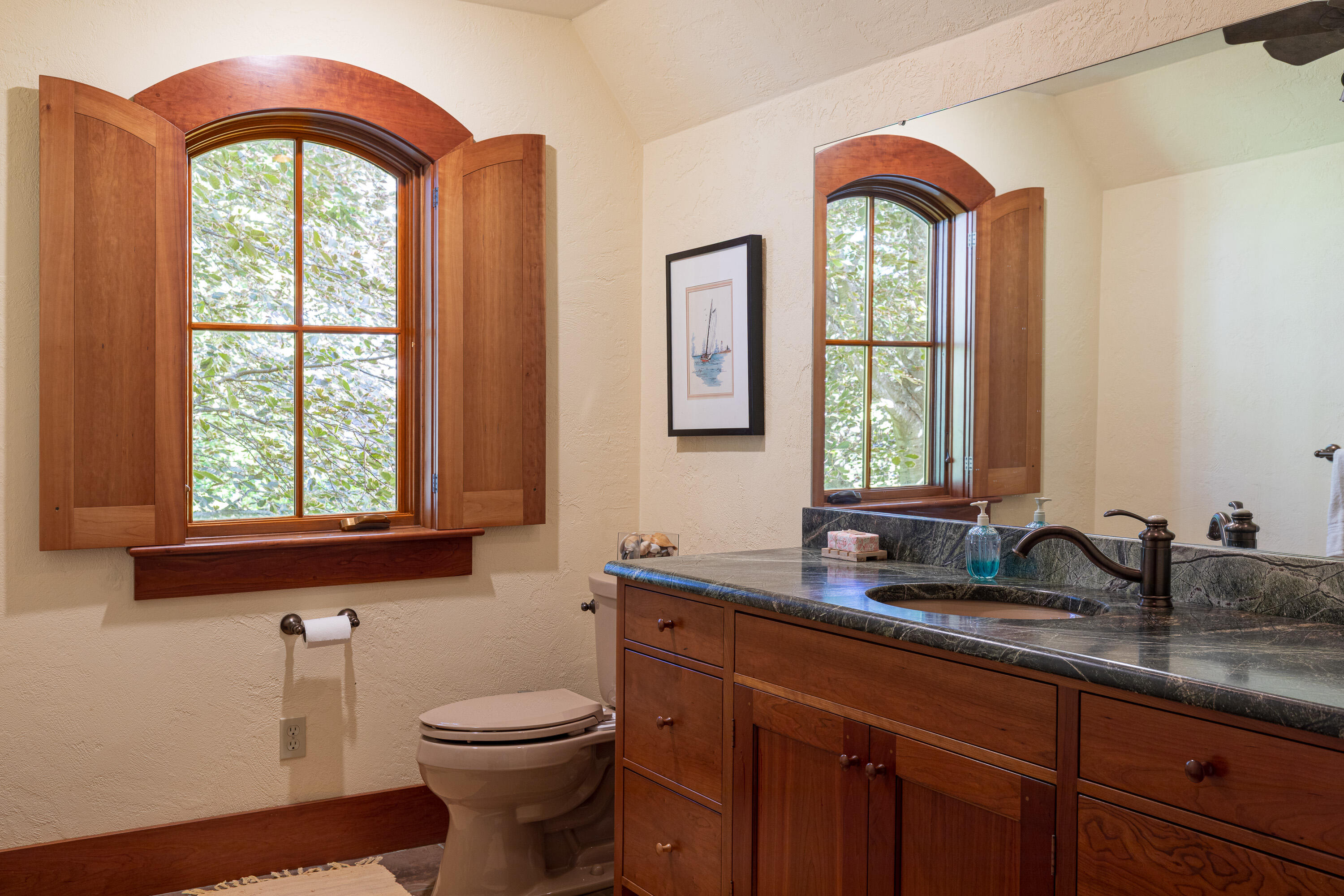 90 Cornfield Point Road Yarmouth, ME 04096 - Photo 35 of 51 Bathroom