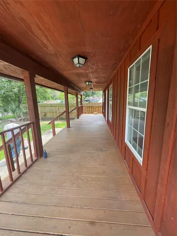 $2,000 | 633 Bradley Street, Seabrook, TX 77586