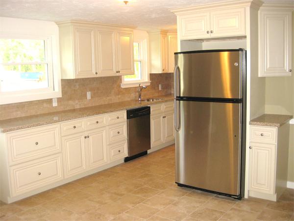 19 Tobin Road Leicester, MA 01611 - Photo 1 of 30 Gallery Image 1