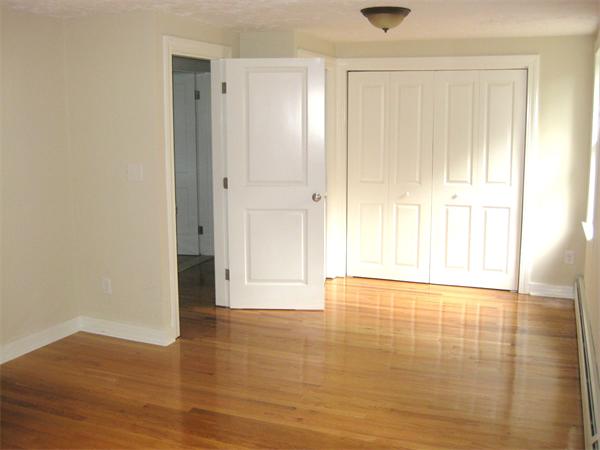 19 Tobin Road Leicester, MA 01611 - Photo 16 of 30 Gallery Image 16