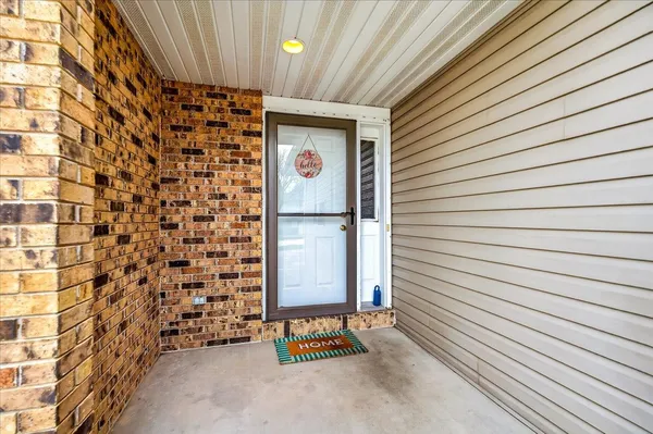 $270,000 | 455 Bowlavard Avenue, Unit 2, Belleville, WI 53508